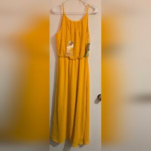 Tacera Yellow Dress Size Medium Petite with necklace